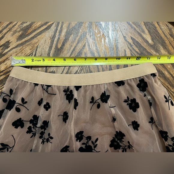 Chicwish Black and brown Floral Maxi Skirt - Picture 4 of 12